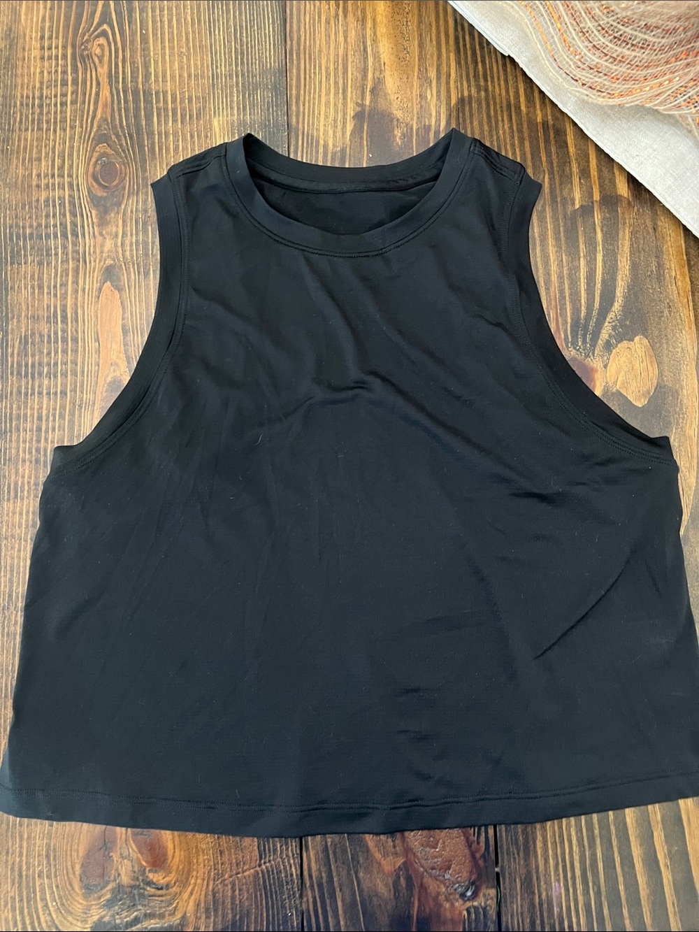 lululemon athletica Black Sleeveless Cropped Tank